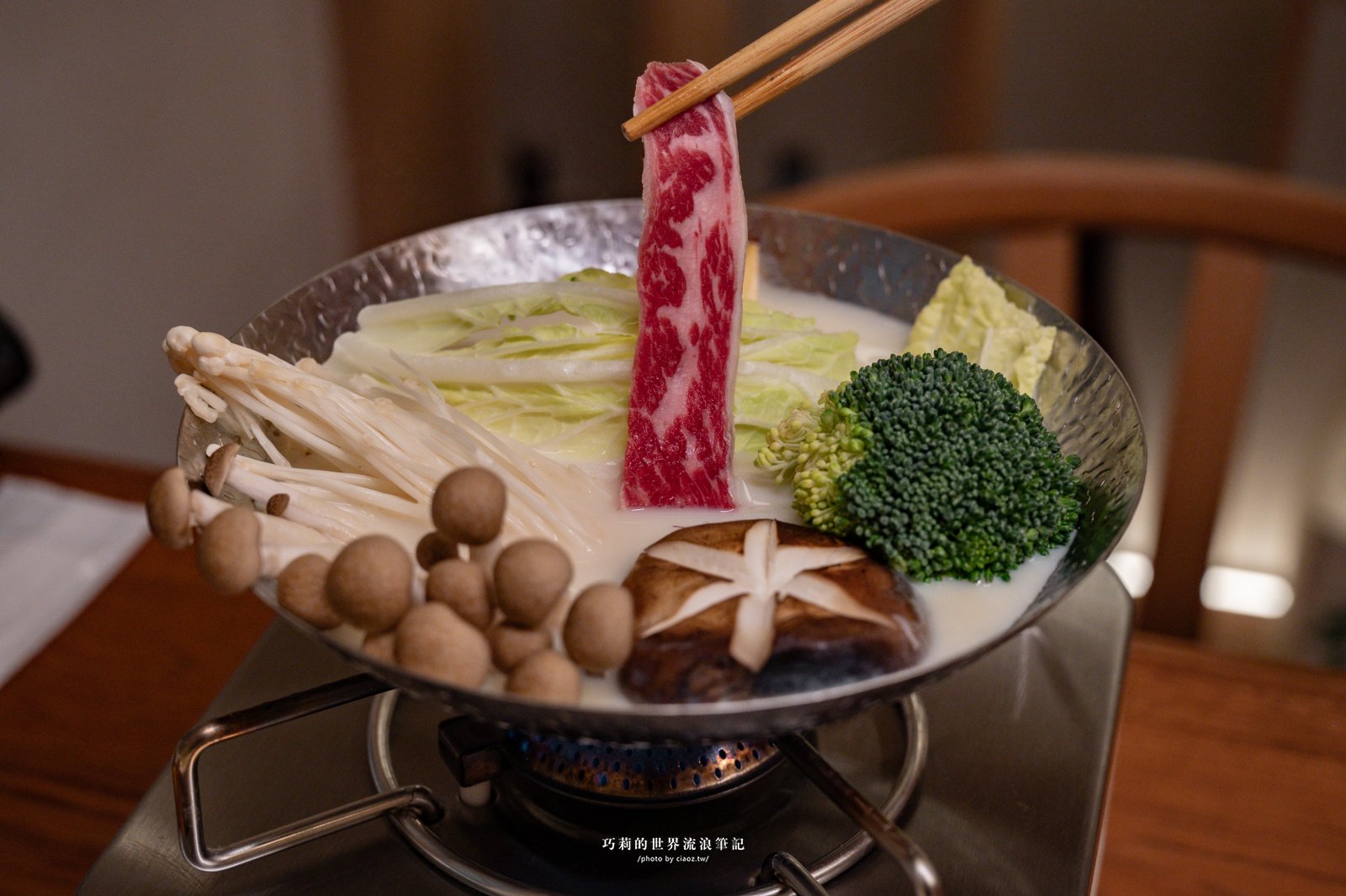 千汌 にほんりょうり｜平日限定濃郁豆乳鍋，連毛孩都有專屬免費玉子燒！台中最寵毛孩的高質感寵物友善日本料理 @巧莉的世界流浪筆記