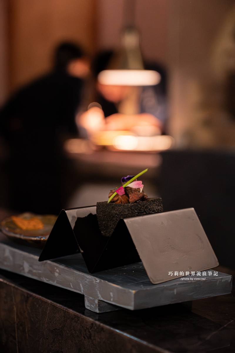 台中北屯推薦「橫濱燒鳥達磨」！日本70年《串焼きだるま》海外首店，直火細控炭火香，台中就能吃到！ @巧莉的世界流浪筆記