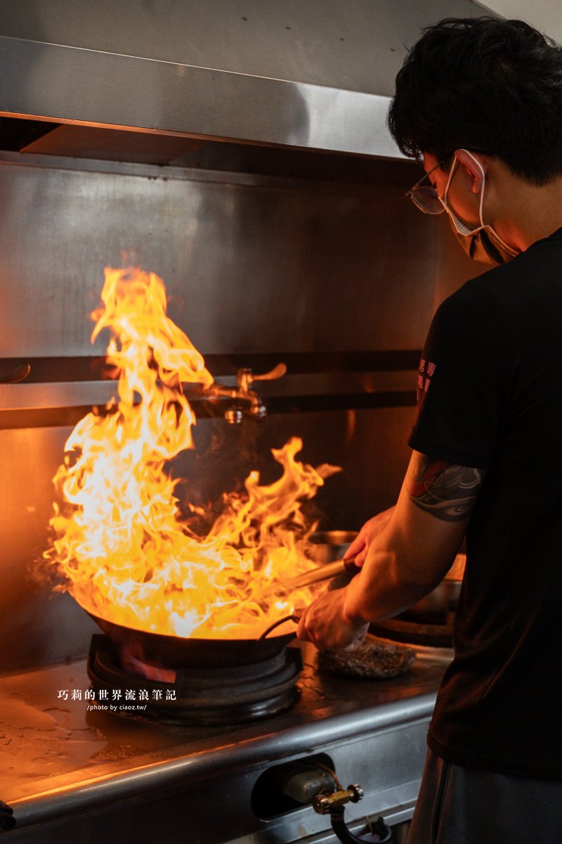 民雄最美烤鴨店「鴨沐農」推薦必點琥珀脆皮一鴨三吃＋酸菜鴨架湯｜嘉義民雄美食推薦 @巧莉的世界流浪筆記