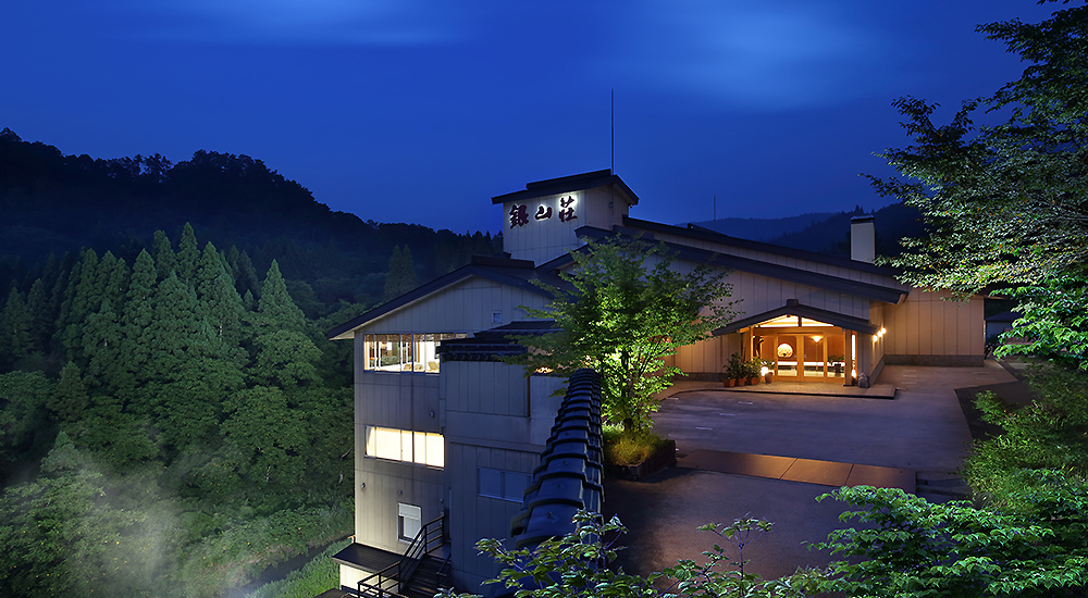 【日本溫泉百選】銀山溫泉住宿地圖12家｜住一晚再去藏王樹冰，深入感受大正年代的浪漫氣息 @巧莉的世界流浪筆記