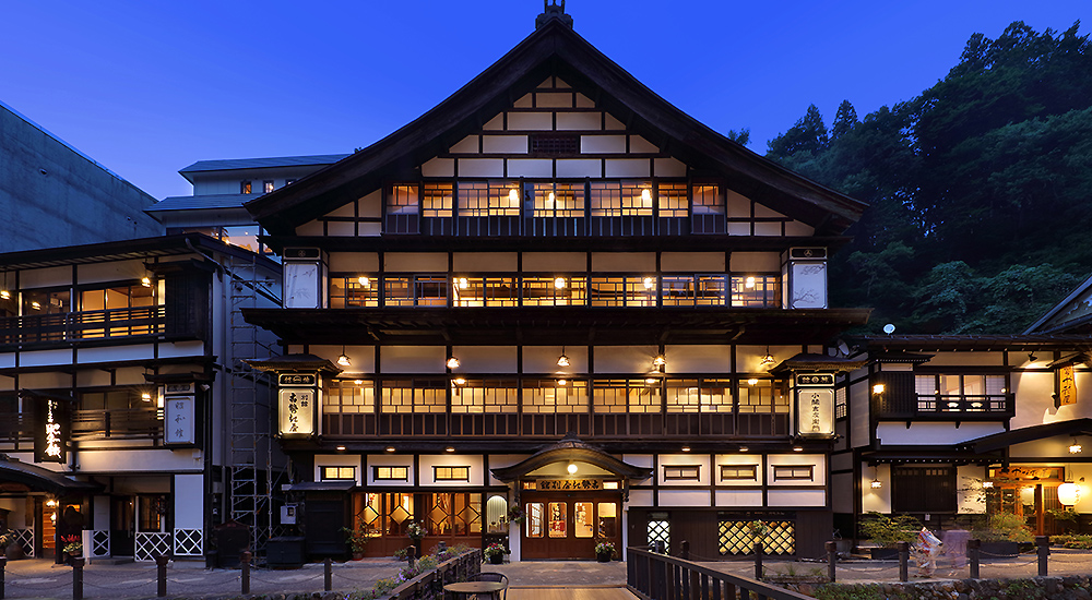 【日本溫泉百選】銀山溫泉住宿地圖12家｜住一晚再去藏王樹冰，深入感受大正年代的浪漫氣息 @巧莉的世界流浪筆記
