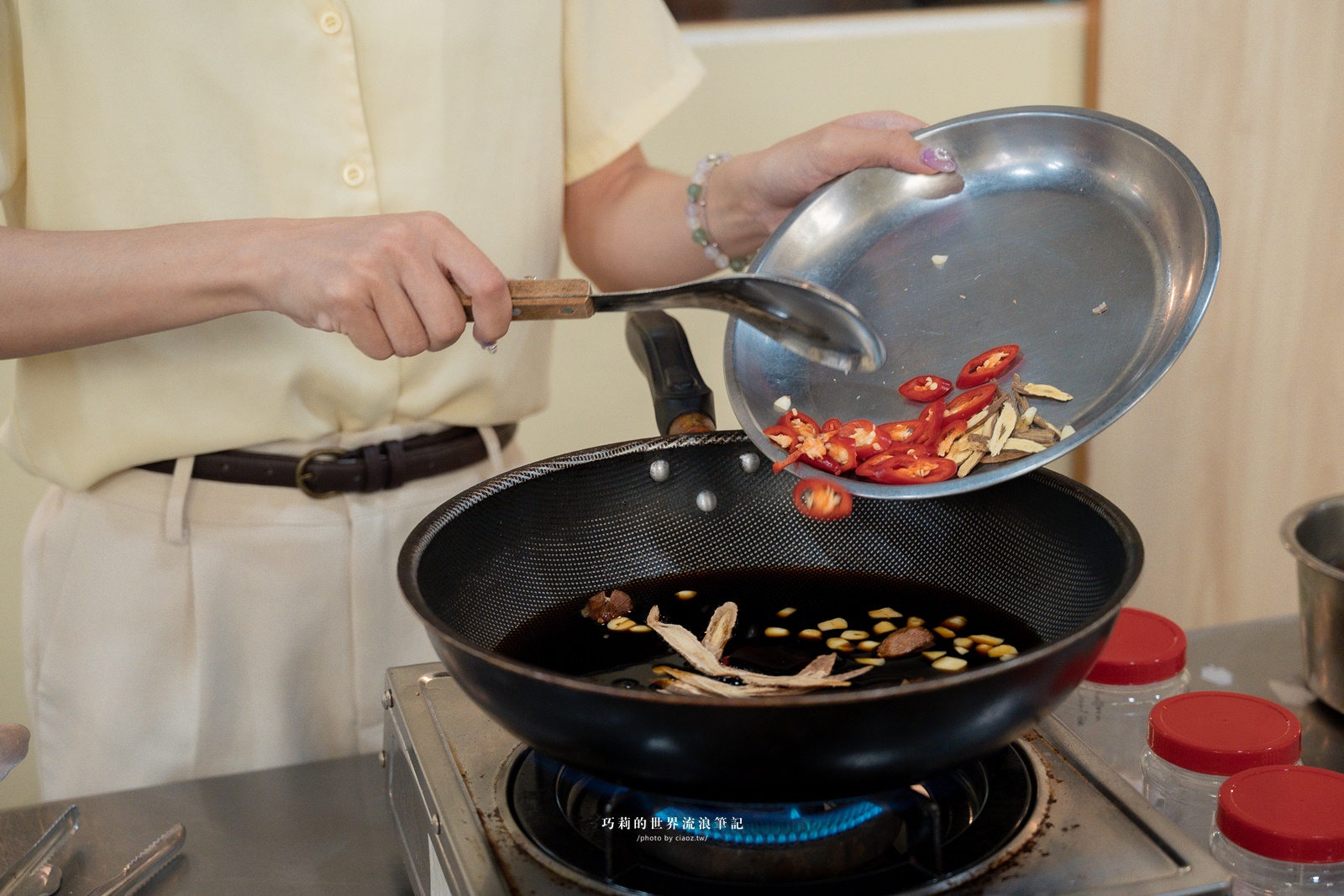 大船般的造型裡頭藏著美味好料｜嘉義布袋「好美船屋」可預約體驗挖蛤蜊與DIY @巧莉的世界流浪筆記