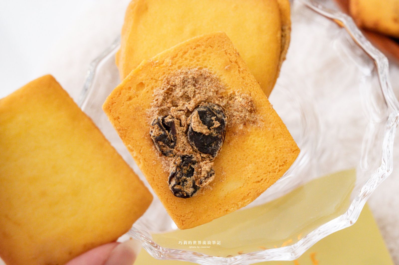 喜餅選他不出錯!經典伊莎貝爾香榭約定三層禮盒好吃豐富又雅緻,新人點頭長輩也滿意 @巧莉的世界流浪筆記 喜餅選他不出錯!經典伊莎貝爾香榭約定三層禮盒好吃豐富又雅緻,新人點頭長輩也滿意 @巧莉的世界流浪筆記