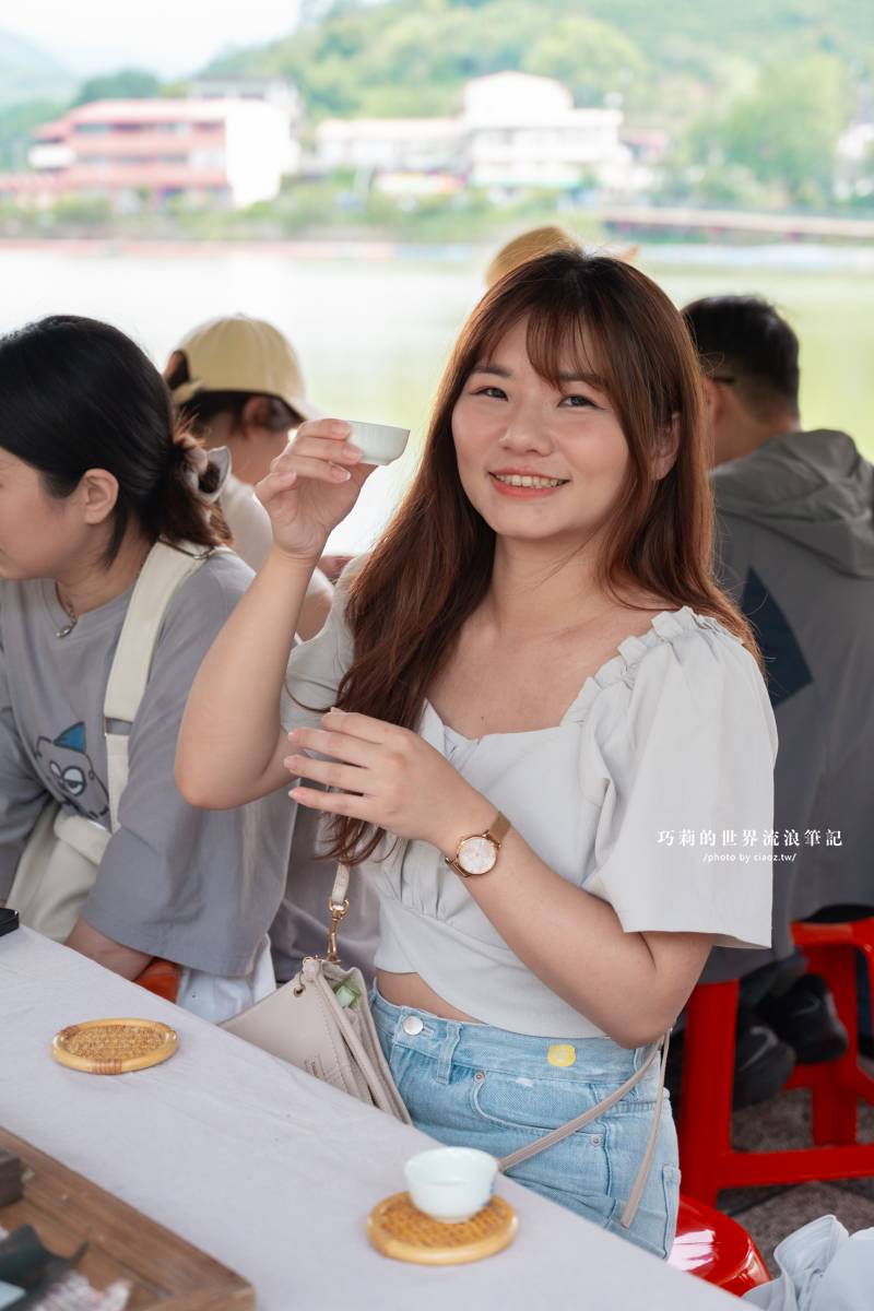 『茶韻鹿谷&middot;香傳千里』被茶香療癒的一天！南投鹿谷深度小旅行：麒麟潭湖畔茶席體驗、茶香珠 DIY @巧莉的世界流浪筆記