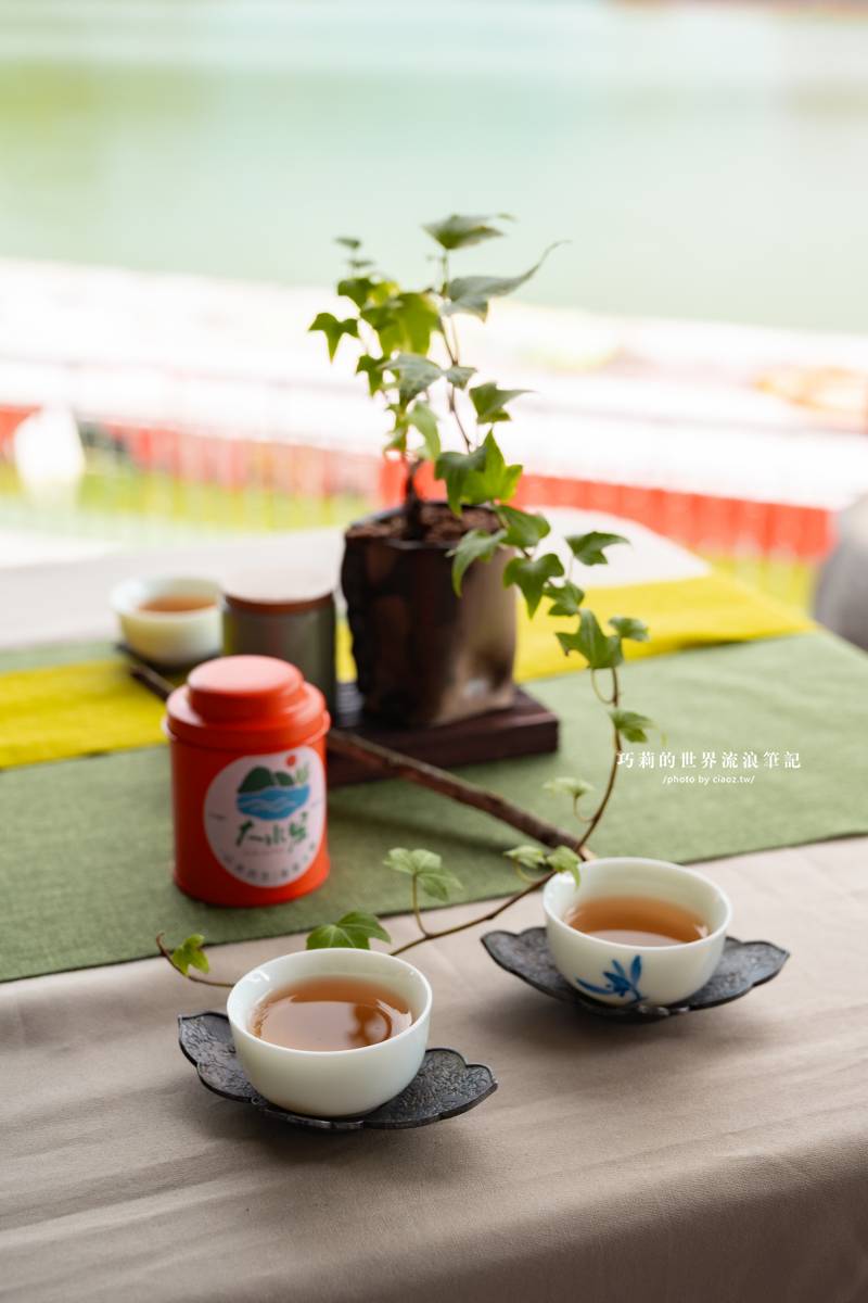 『茶韻鹿谷&middot;香傳千里』被茶香療癒的一天！南投鹿谷深度小旅行：麒麟潭湖畔茶席體驗、茶香珠 DIY @巧莉的世界流浪筆記