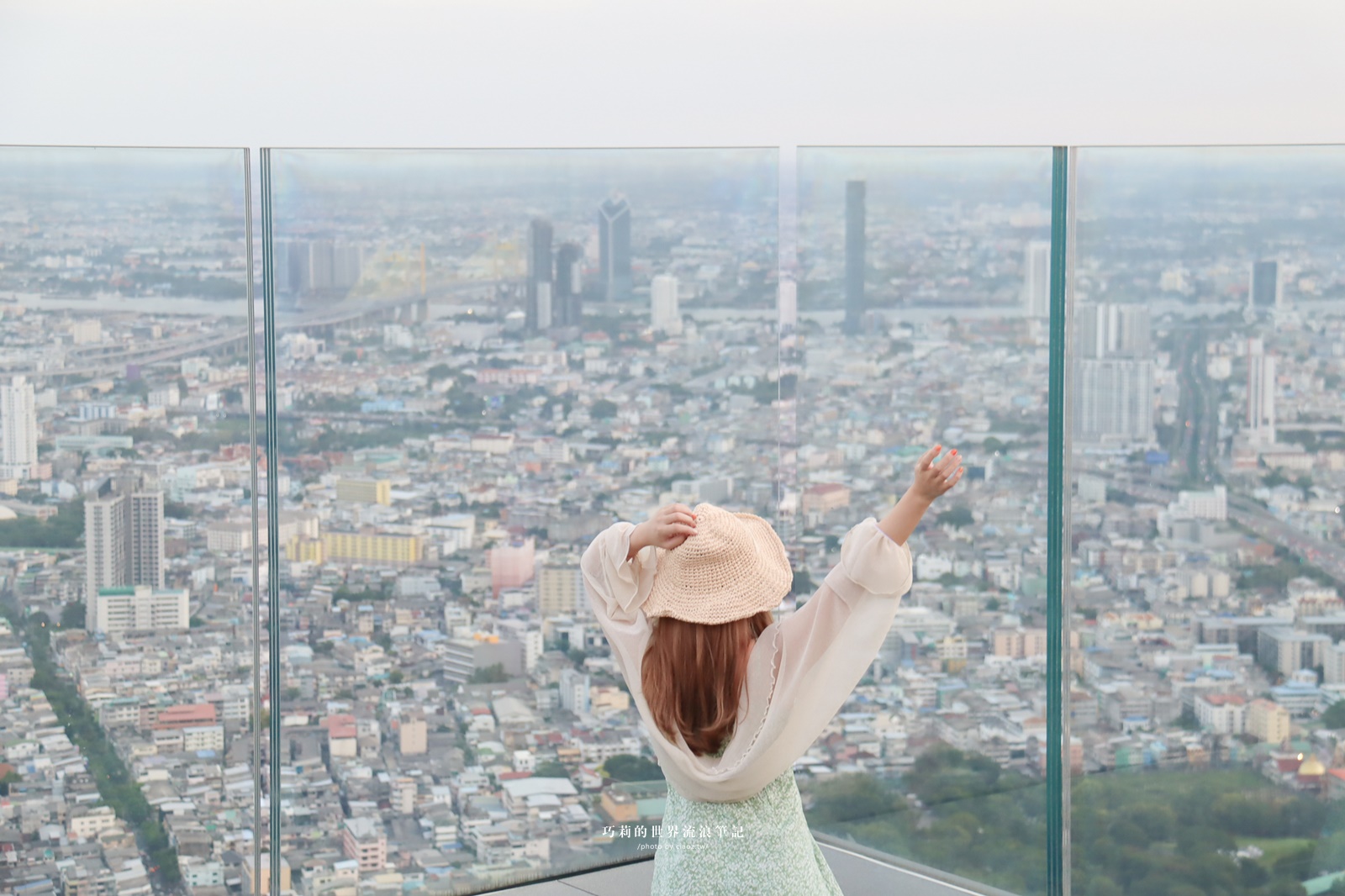 曼谷王權Mahanakhon SkyWalk｜曼谷最新打卡景點78樓天空步道 @巧莉的世界流浪筆記