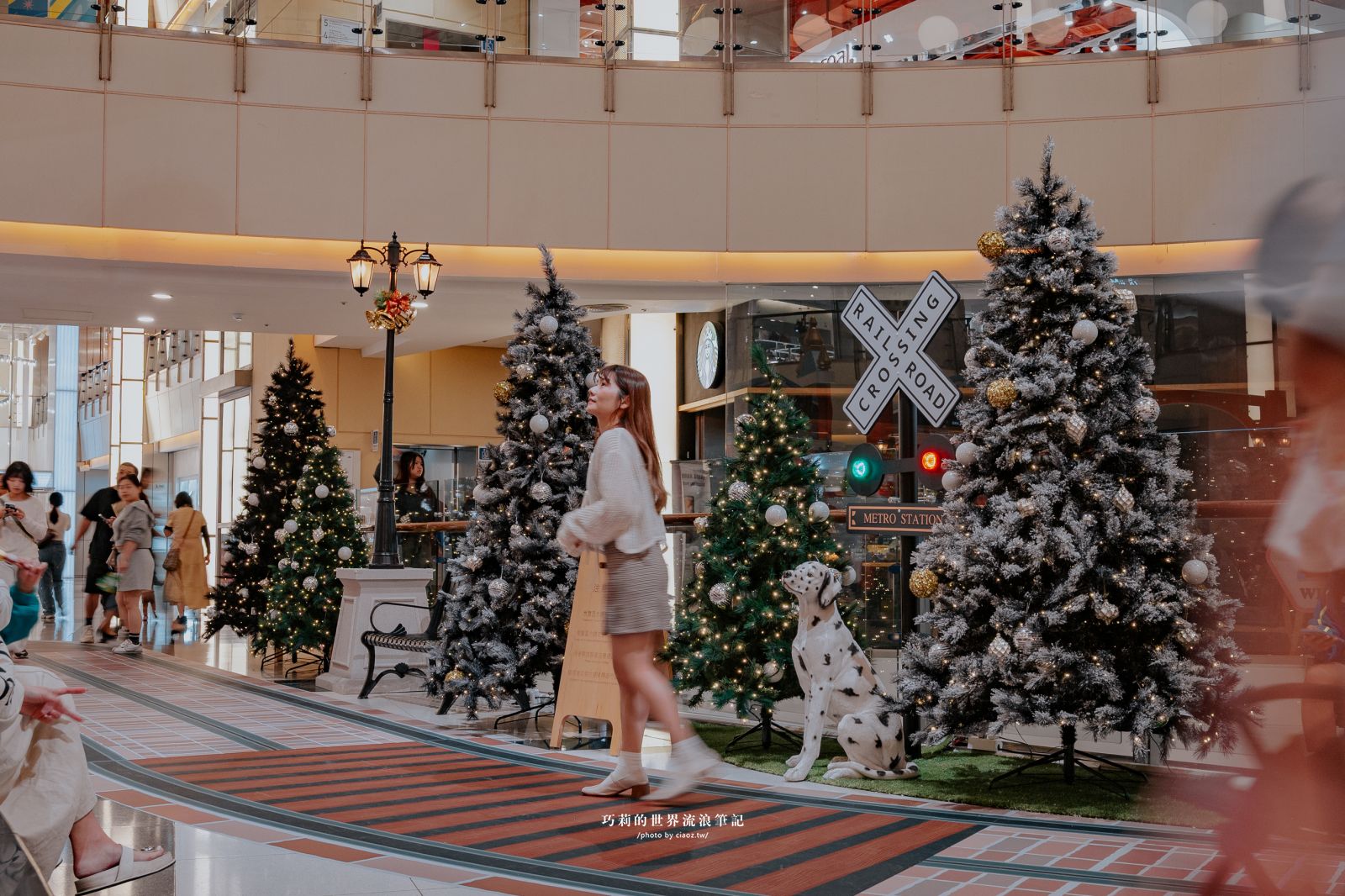 桃園大江購物中心2025年規模最大改裝開箱：吃喝玩樂買，拍照打卡＋美食甜點＋免費停車，從早逛到晚也不累！ @巧莉的世界流浪筆記