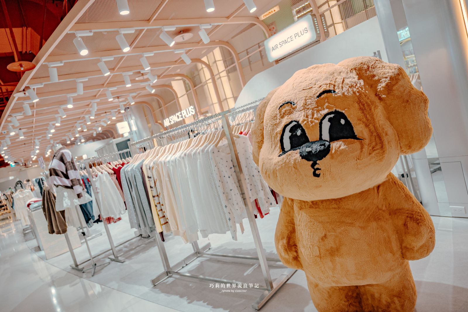 桃園大江購物中心2025年規模最大改裝開箱：吃喝玩樂買，拍照打卡＋美食甜點＋免費停車，從早逛到晚也不累！ @巧莉的世界流浪筆記