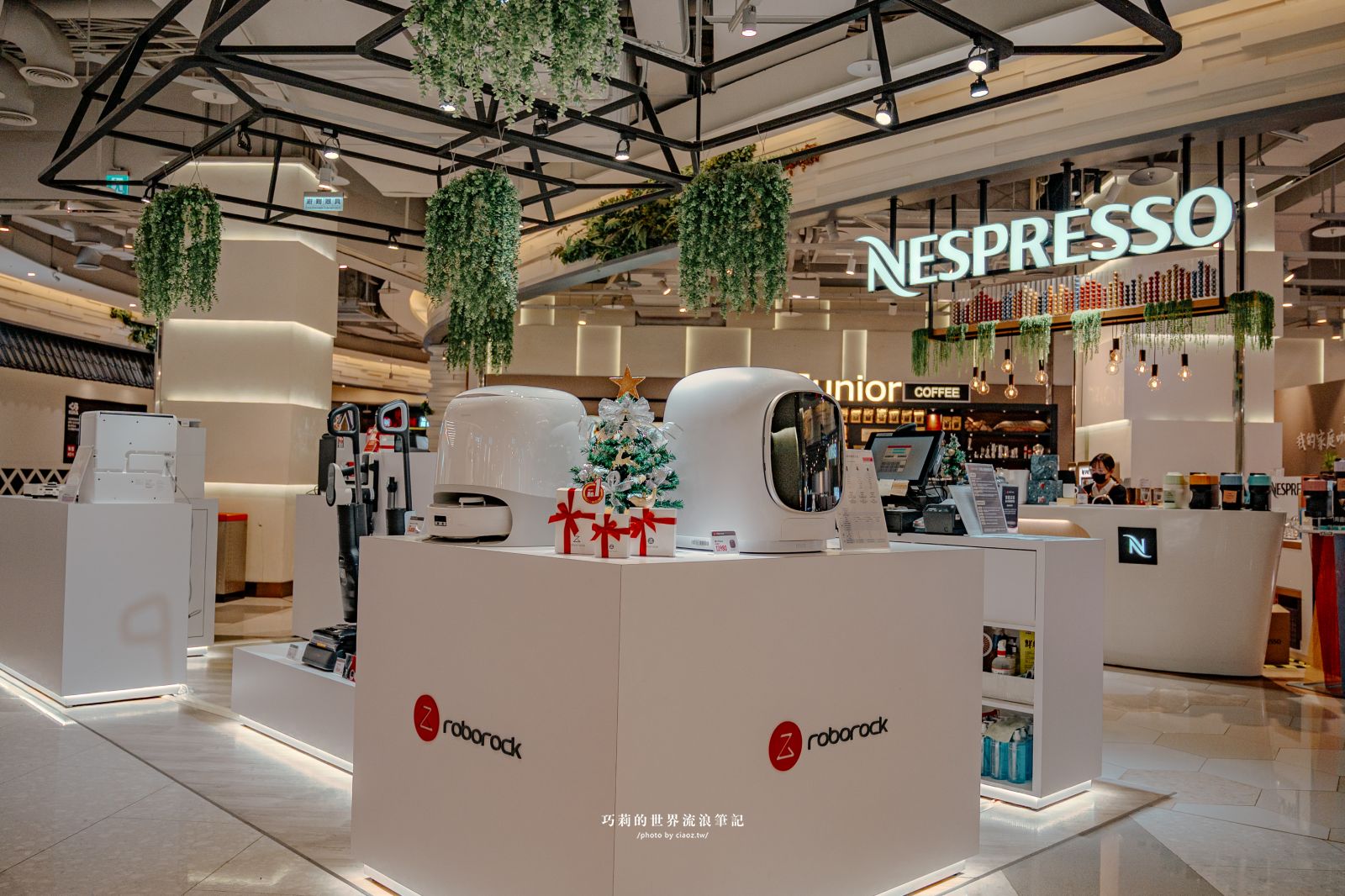 桃園大江購物中心2025年規模最大改裝開箱：吃喝玩樂買，拍照打卡＋美食甜點＋免費停車，從早逛到晚也不累！ @巧莉的世界流浪筆記