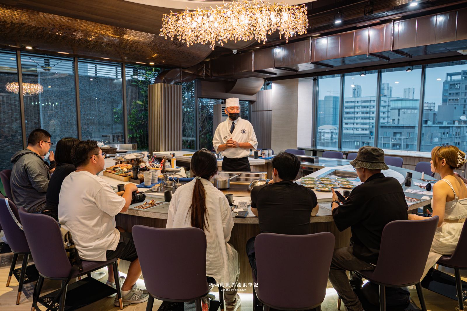 明水然・樂 台中星級店｜全球最大的無菜單鐵板燒料理品牌，波士頓活龍蝦四吃+日本A5和牛，14道日式無菜單鐵板燒只要1600元 @巧莉的世界流浪筆記