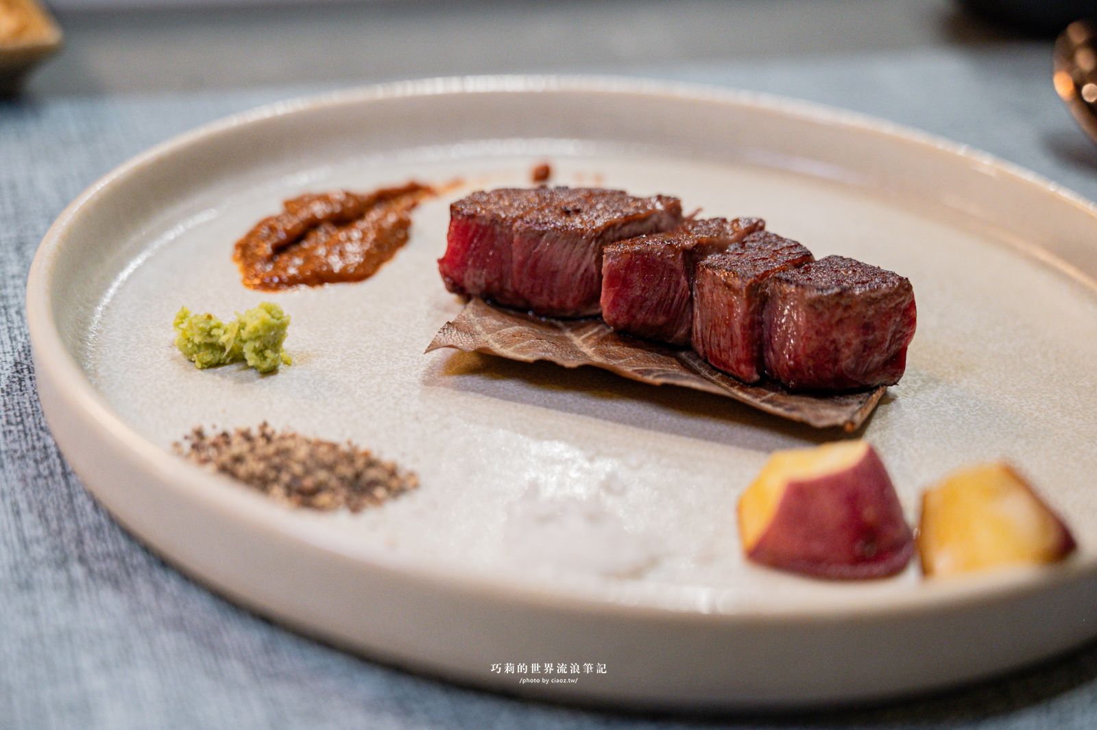 明水然・樂 台中星級店｜全球最大的無菜單鐵板燒料理品牌，波士頓活龍蝦四吃+日本A5和牛，14道日式無菜單鐵板燒只要1600元 @巧莉的世界流浪筆記