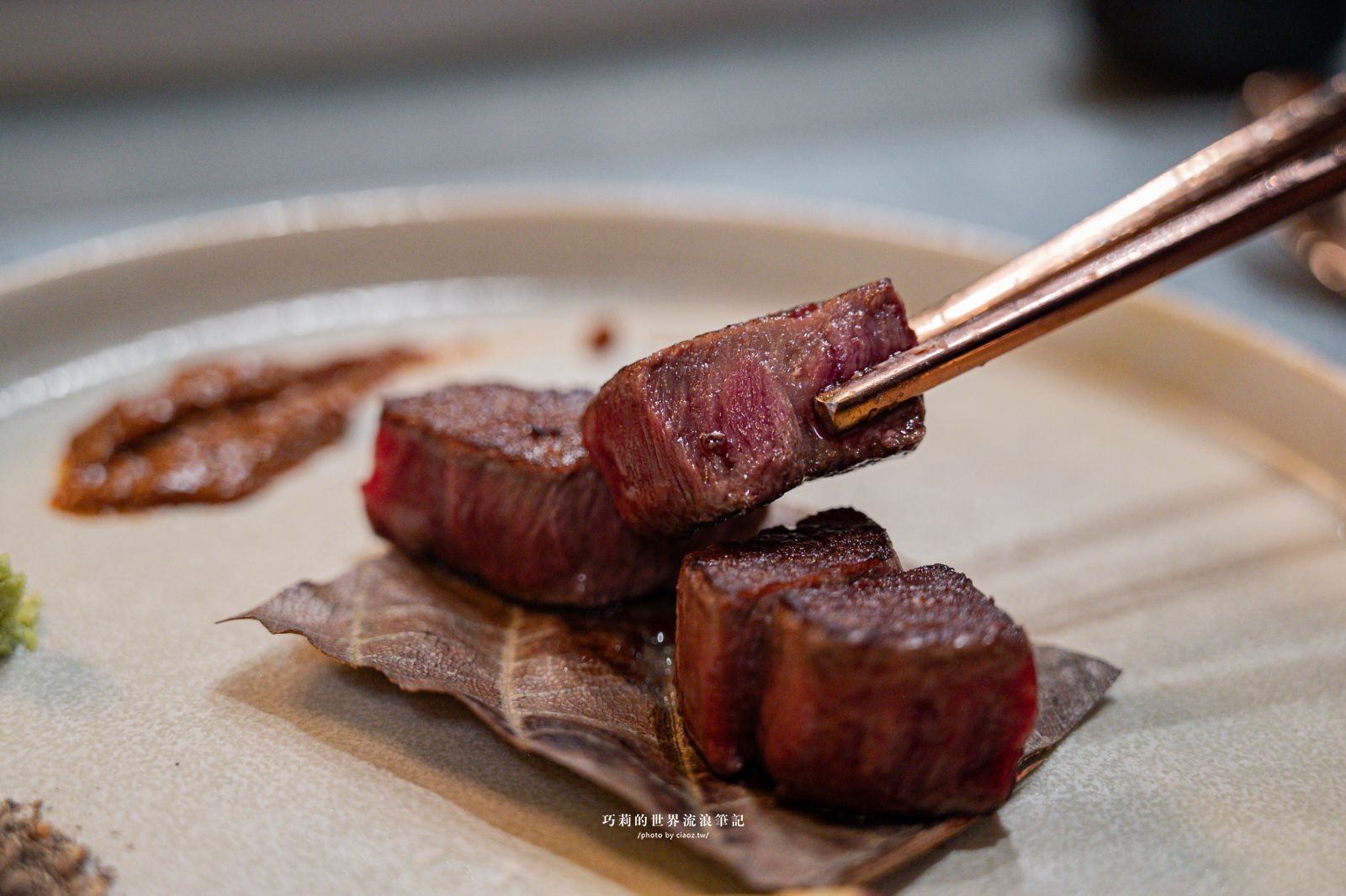 明水然・樂 台中星級店｜全球最大的無菜單鐵板燒料理品牌，波士頓活龍蝦四吃+日本A5和牛，14道日式無菜單鐵板燒只要1600元 @巧莉的世界流浪筆記