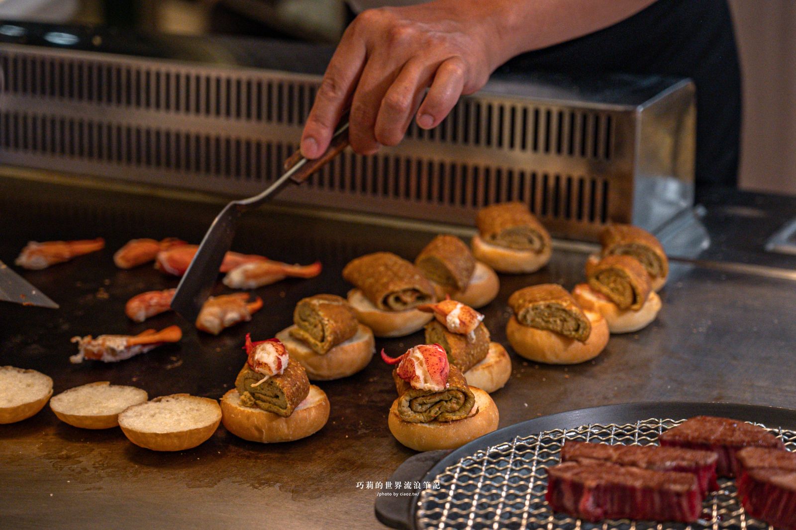 明水然・樂 台中星級店｜全球最大的無菜單鐵板燒料理品牌，波士頓活龍蝦四吃+日本A5和牛，14道日式無菜單鐵板燒只要1600元 @巧莉的世界流浪筆記