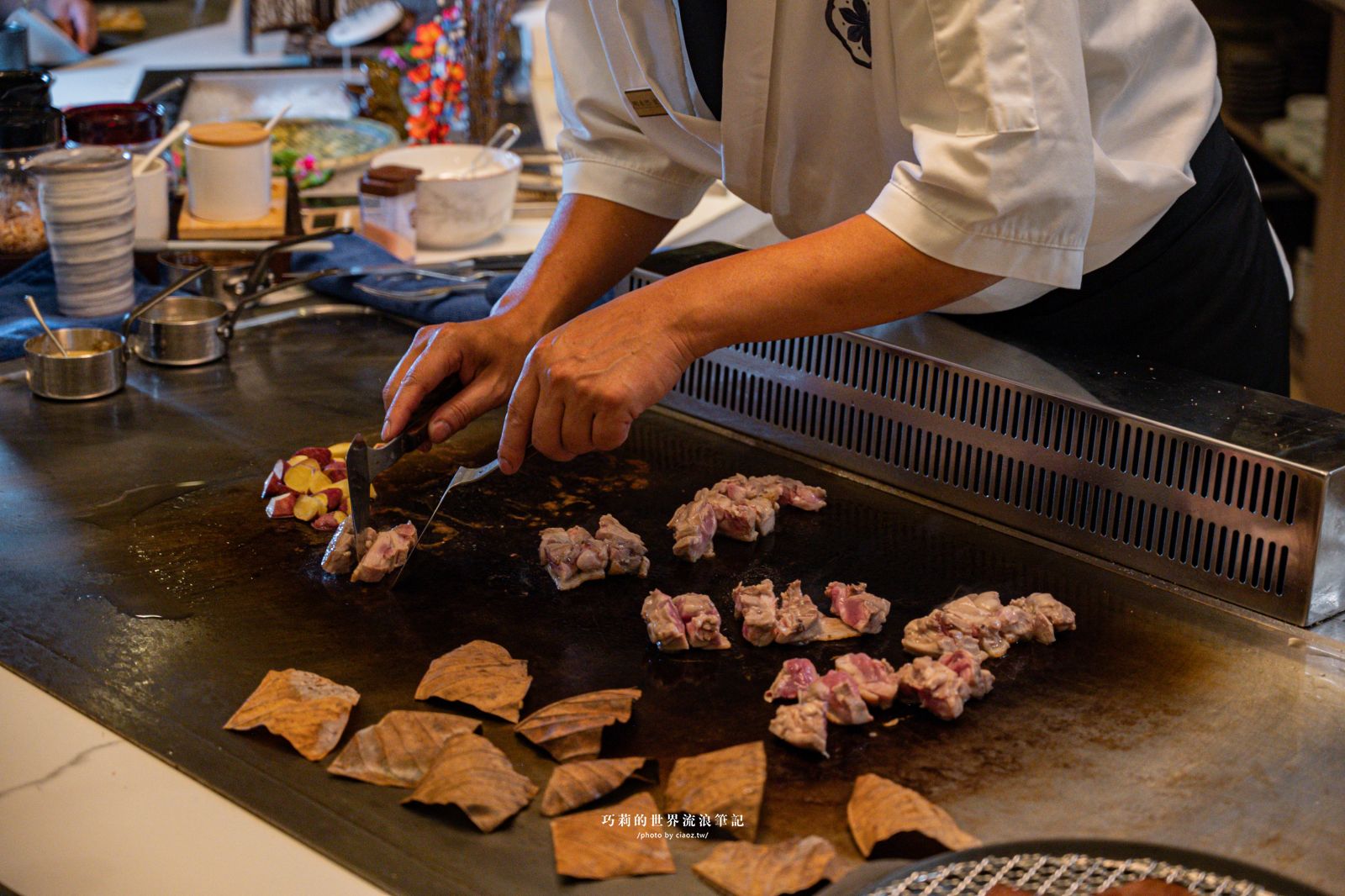 明水然・樂 台中星級店｜全球最大的無菜單鐵板燒料理品牌，波士頓活龍蝦四吃+日本A5和牛，14道日式無菜單鐵板燒只要1600元 @巧莉的世界流浪筆記