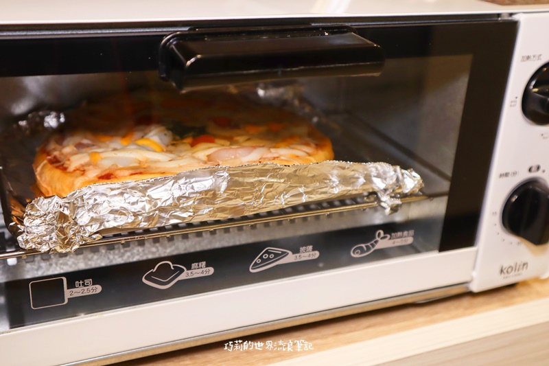 瑪莉屋口袋披薩 || 冷凍披薩現烤出爐！牽絲起司、低油餅皮、輕鬆上桌的宅配美味 @巧莉的世界流浪筆記