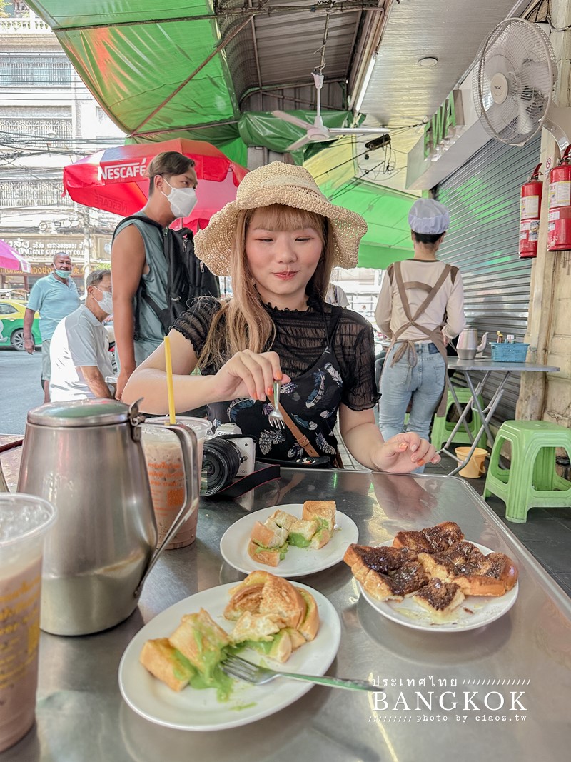 Tee Yok Coffee｜泰國人早餐吃這個！曼谷唐人街泰式早餐店40年老店炭烤吐司+古式咖啡開啟美好的一天 @巧莉的世界流浪筆記