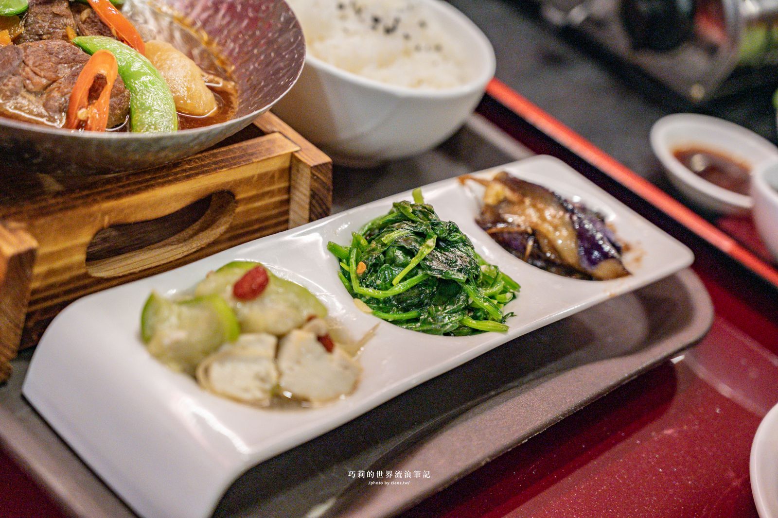 新年聚餐來有春!【2026台中美食】有春茶館全新菜單,新年聚餐必吃炸年糕、麻油雞、濃白雞湯、扁魚沙茶鍋!外帶年菜再享早鳥優惠 @巧莉的世界流浪筆記 新年聚餐來有春!【2026台中美食】有春茶館全新菜單,新年聚餐必吃炸年糕、麻油雞、濃白雞湯、扁魚沙茶鍋!外帶年菜再享早鳥優惠 @巧莉的世界流浪筆記